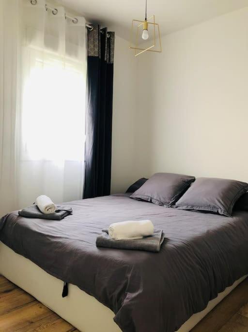 Apartment T2 Chaleureux A 5 Mn Du Centre/plage Avec Parking *